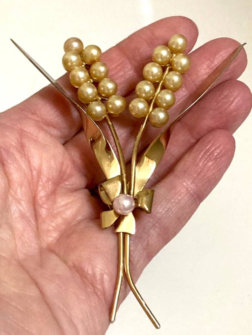 Splendid Coro hyacinth brooch in gilded sterling silver